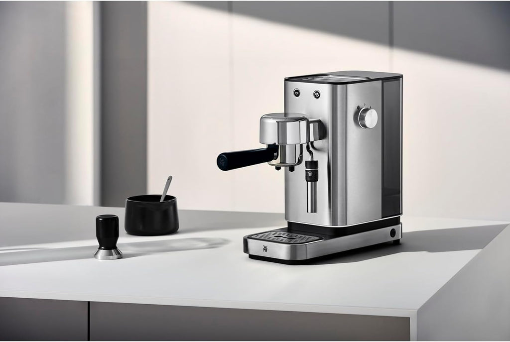 WMF Lumero Espressomaschine Siebträger 1400 Watt, Siebträgermaschine, 3 Einsätzen, für 1-2 Tassen Espresso, auch für Pads, 15 bar, Tassenabstellfläche, Milchaufschäumdüse, edelstahl matt
