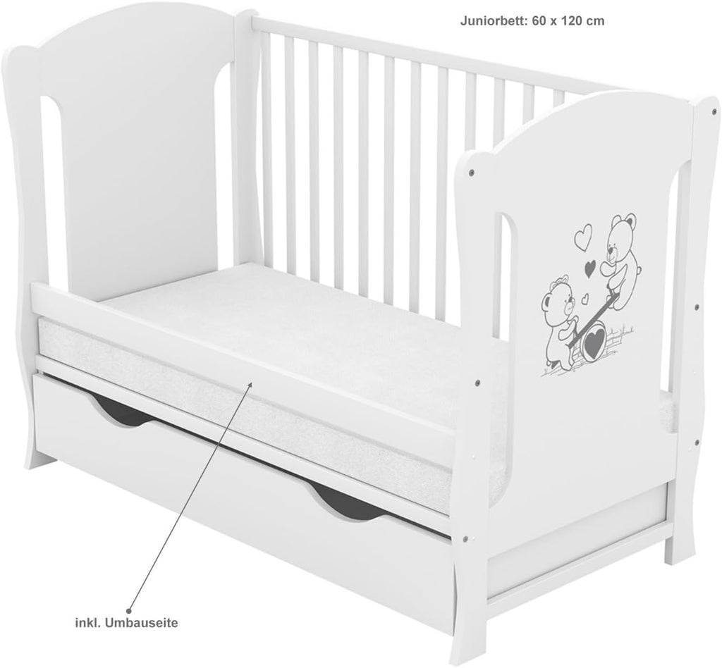Baby Delux Babybett 60x120 weiß Kinderbett umbaubar zum Juniorbett Schublade Matratze Teddy Wippe Motiv