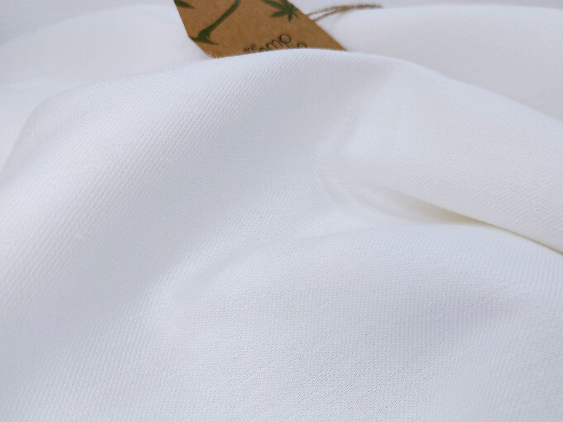 Kanabira ¨C Twill White/RFD