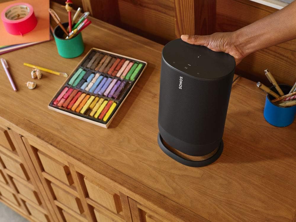 Sonos Move Smart Speaker (Wasserfester WLAN und Bluetooth Lautsprecher mit Alexa Sprachsteuerung, Google Assistant und AirPlay 2 – Kabellose Outdoor Musikbox mit Akku für Musikstreaming) schwarz