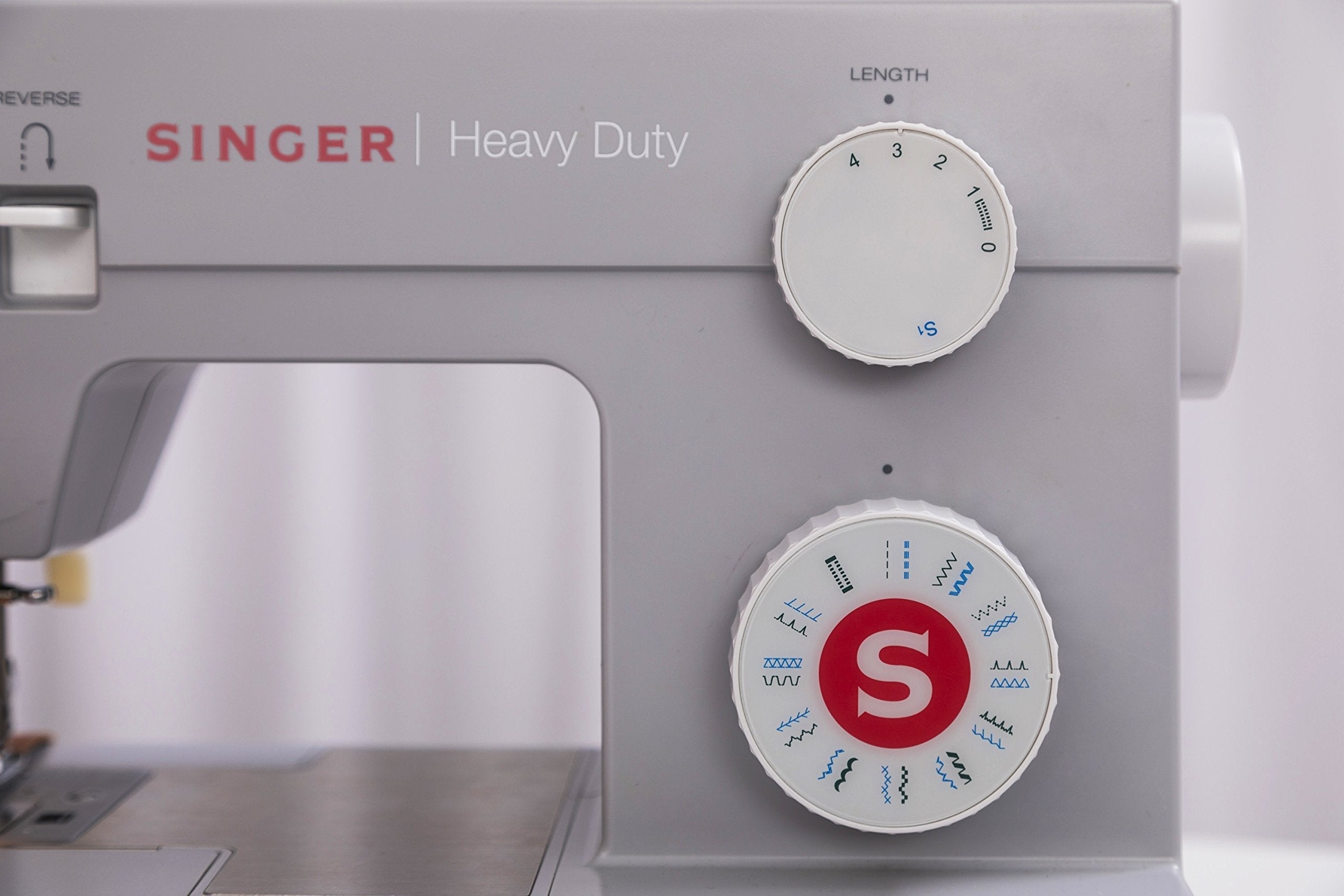 2025 SINGER Heavy Duty 4423 Sewing Machine